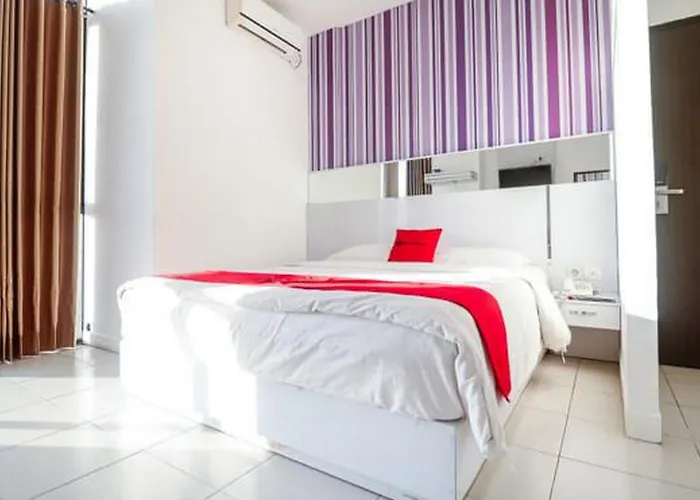 RedDoorz near Terminal Batu Ampar Hotel Balikpapan 